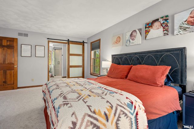 302 E MORNINGSIDE Drive, Peoria, IL 61614