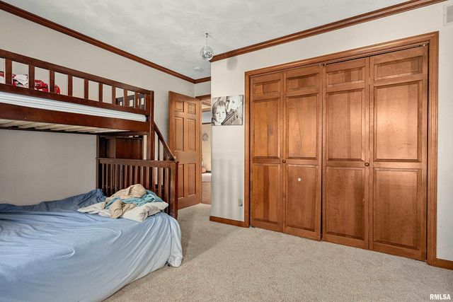 302 E MORNINGSIDE Drive, Peoria, IL 61614