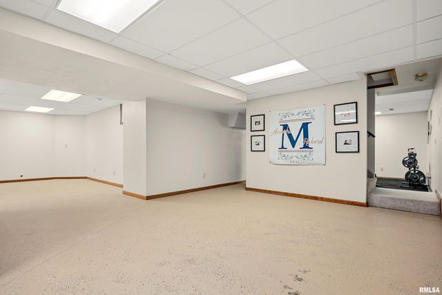 302 E MORNINGSIDE Drive, Peoria, IL 61614