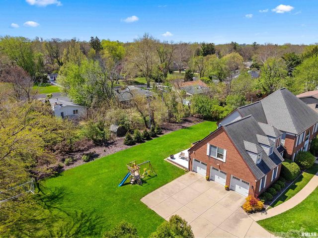 302 E MORNINGSIDE Drive, Peoria, IL 61614