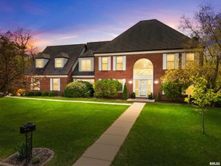 302 E MORNINGSIDE Drive, Peoria, IL 61614