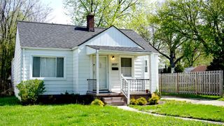 5046 Lafontaine Street, Grosse Pointe, MI 48236