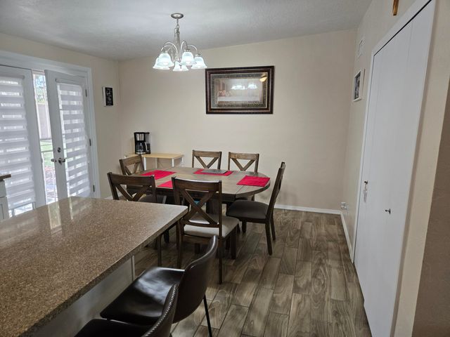 610 ESPANOLA Street NE, Albuquerque, NM 87108