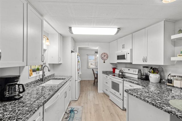 1515 SANDERLING DRIVE, Englewood, FL 34224