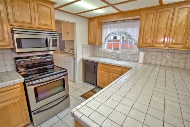 5338 Knoxville, Lakewood, CA 90713