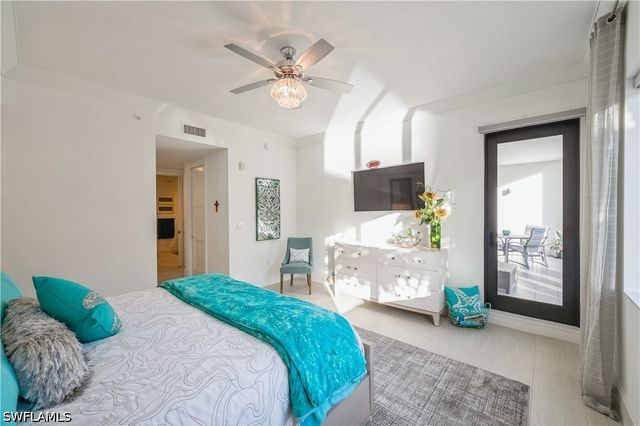 1135 3rd AVE S 304, Naples, FL 34102