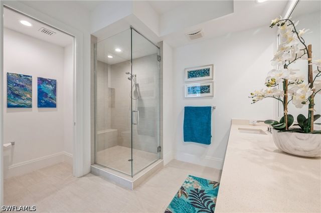 1135 3rd AVE S 304, Naples, FL 34102