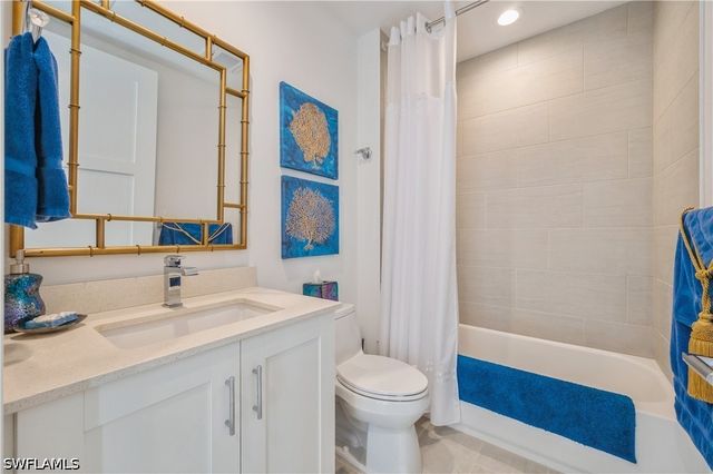 1135 3rd AVE S 304, Naples, FL 34102
