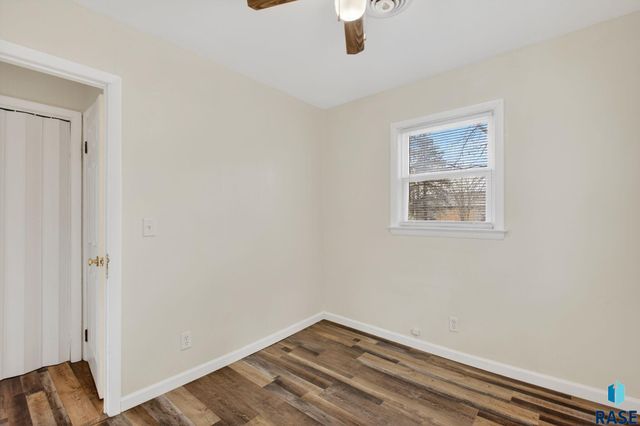 109 S Columbia St Street, Harrisburg, SD 57032