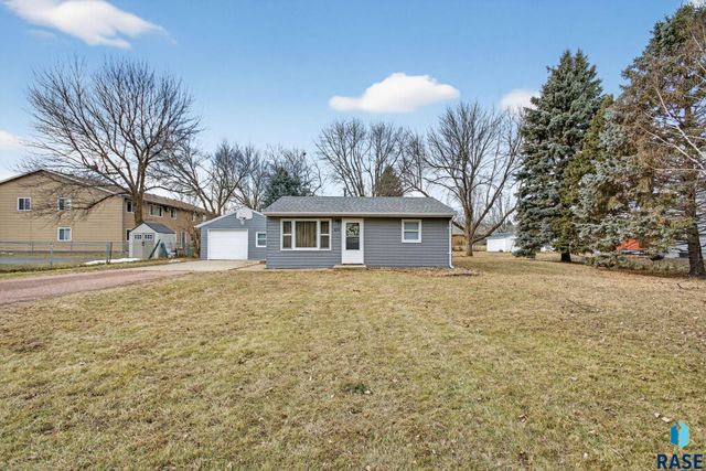 109 S Columbia St Street, Harrisburg, SD 57032