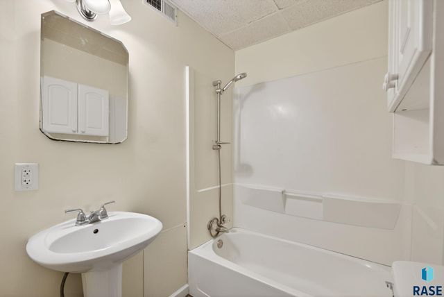 109 S Columbia St Street, Harrisburg, SD 57032