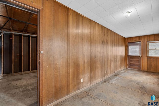 109 S Columbia St Street, Harrisburg, SD 57032