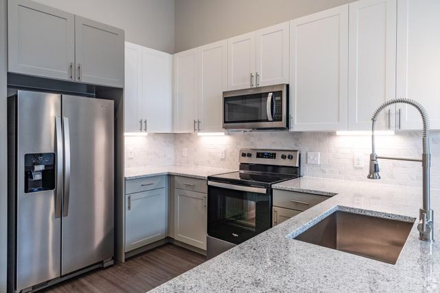 800 N Fm 3083 Rd W A1C, Conroe, TX 77303