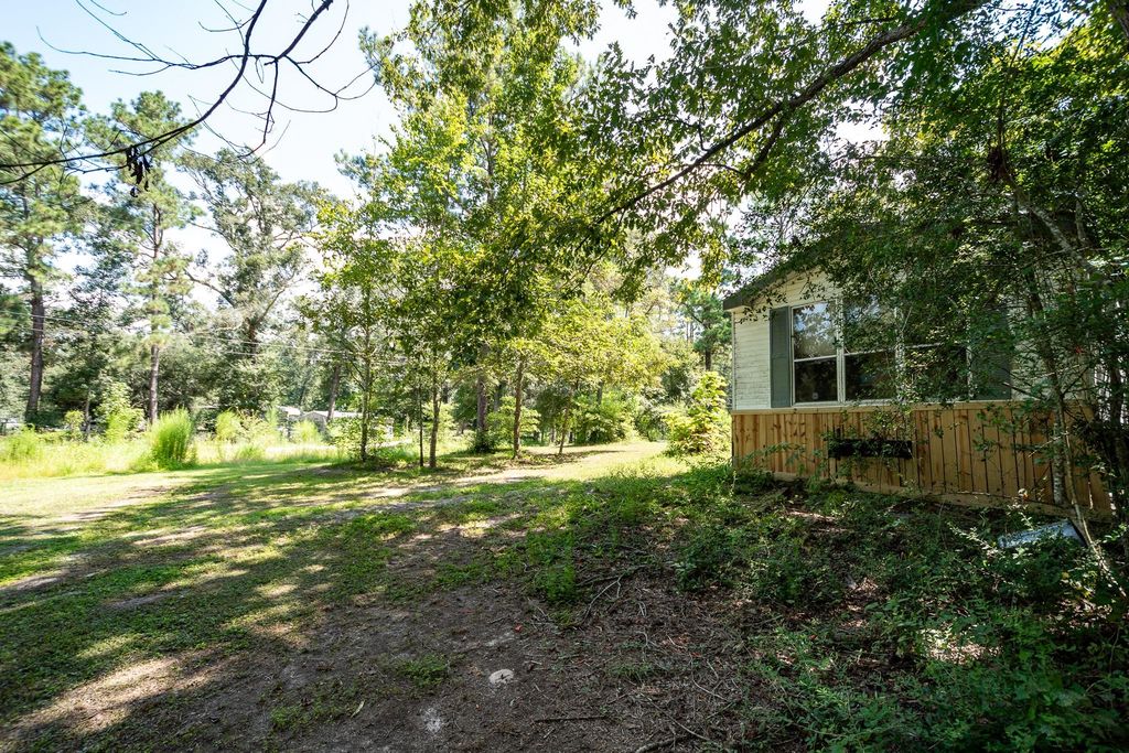 19502 Crystalwood Estates Drive, New Caney, TX 77357