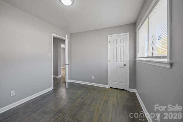 9300 Edgevale Drive, Charlotte, NC 28216