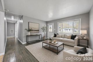 9300 Edgevale Drive, Charlotte, NC 28216