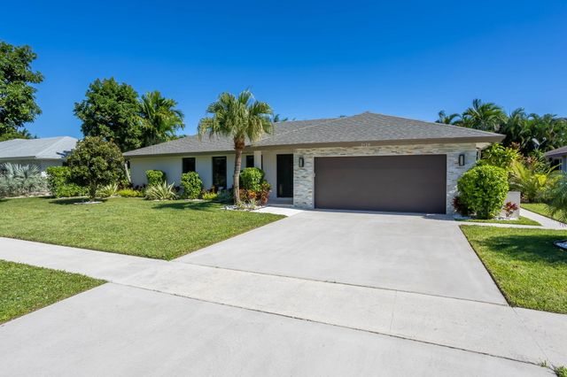 2520 SW 5th Street, Boynton Beach, FL 33435