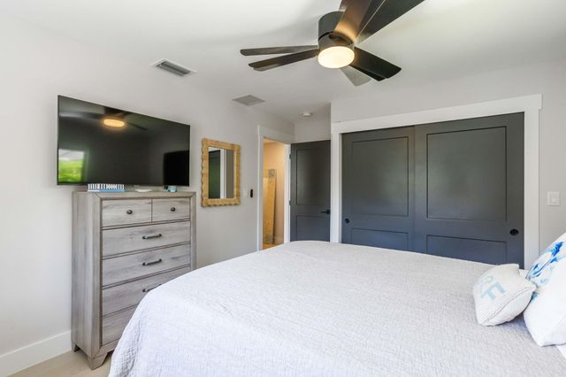 2520 SW 5th Street, Boynton Beach, FL 33435