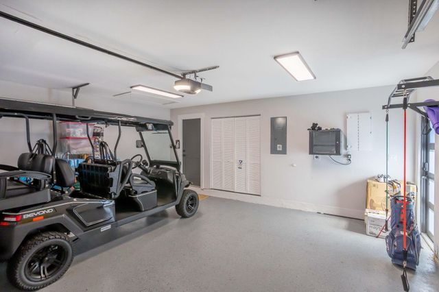 2520 SW 5th Street, Boynton Beach, FL 33435