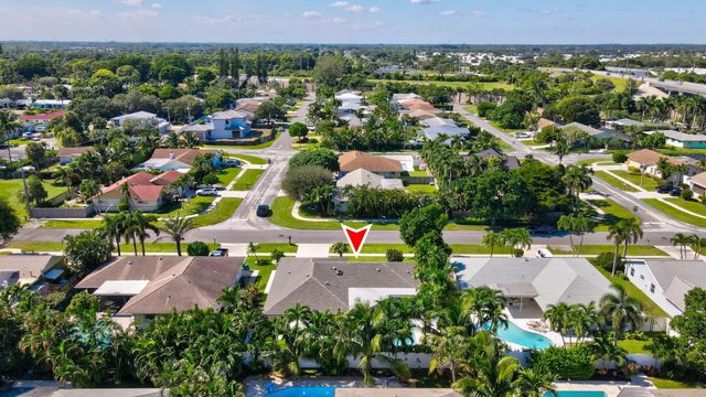 2520 SW 5th Street, Boynton Beach, FL 33435