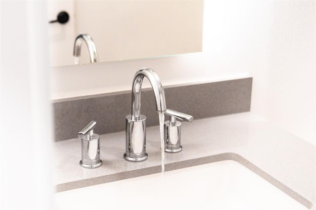 49 Navasota ST 209, Austin, TX 78702