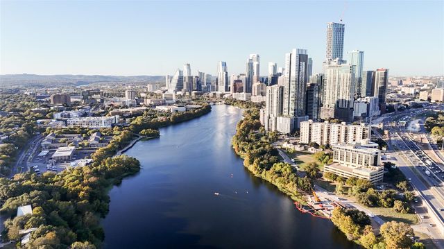 49 Navasota ST 209, Austin, TX 78702