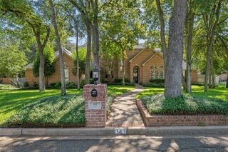 343 Stone Creek Circle, Mcgregor, TX 76657