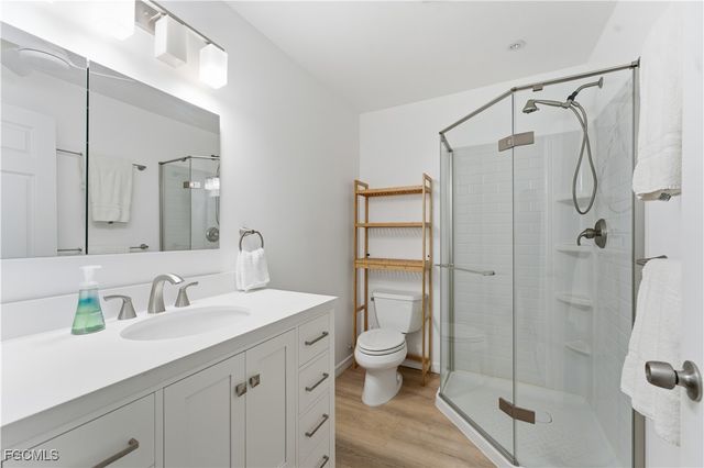 11391 Cypress LN, Fort Myers Beach, FL 33931