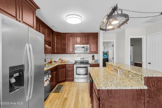 118 Heather Glen Circle, Havelock, NC 28532