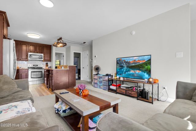 118 Heather Glen Circle, Havelock, NC 28532