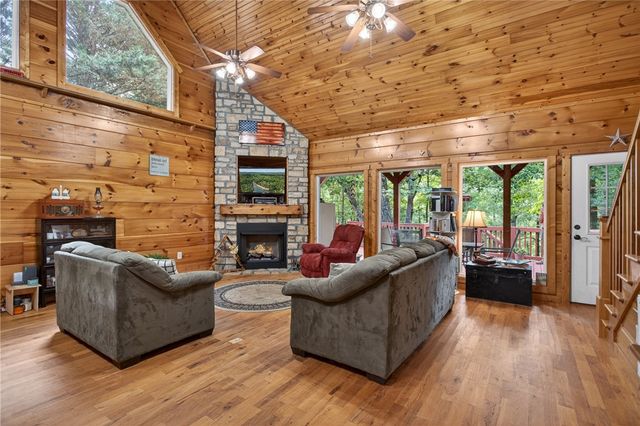 160 Tugaloo Shores Road, Fair Play, SC 29643