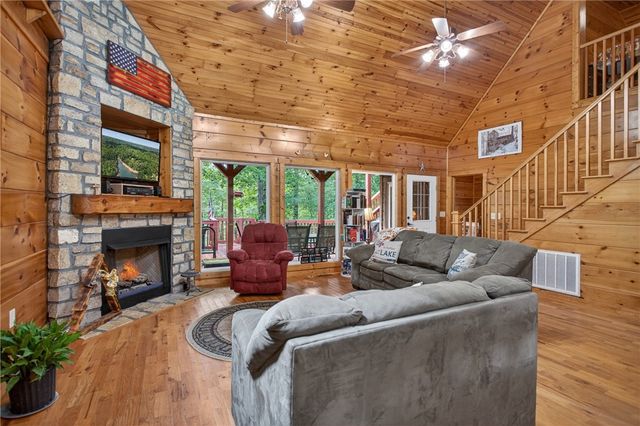 160 Tugaloo Shores Road, Fair Play, SC 29643