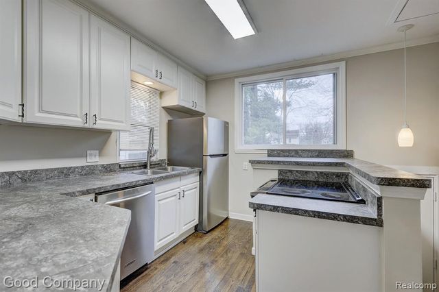 807 Baldwin Avenue, Royal Oak, MI 48067