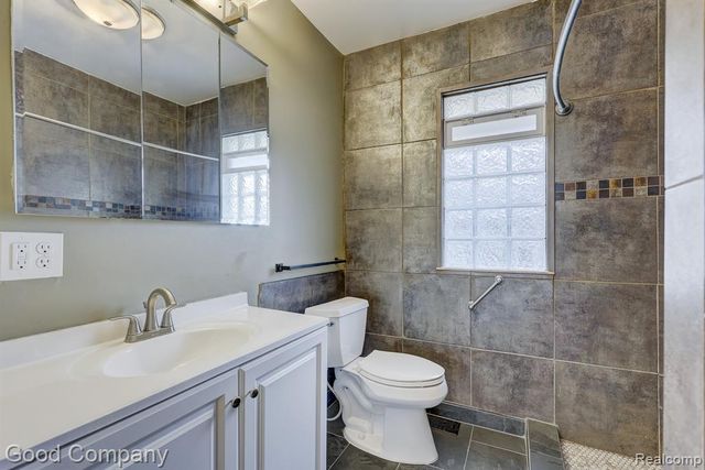 807 Baldwin Avenue, Royal Oak, MI 48067