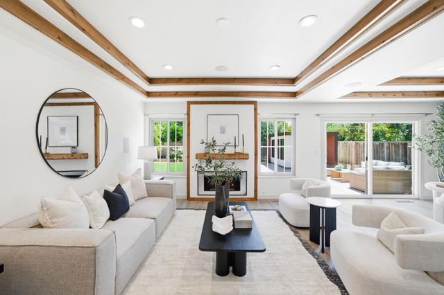 458 Pin Oak, Sunnyvale, CA 94086