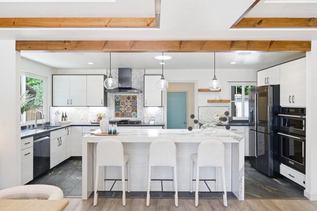 458 Pin Oak, Sunnyvale, CA 94086