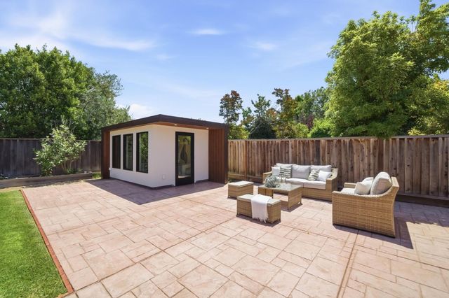 458 Pin Oak, Sunnyvale, CA 94086