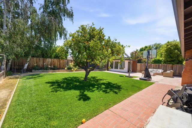 458 Pin Oak, Sunnyvale, CA 94086