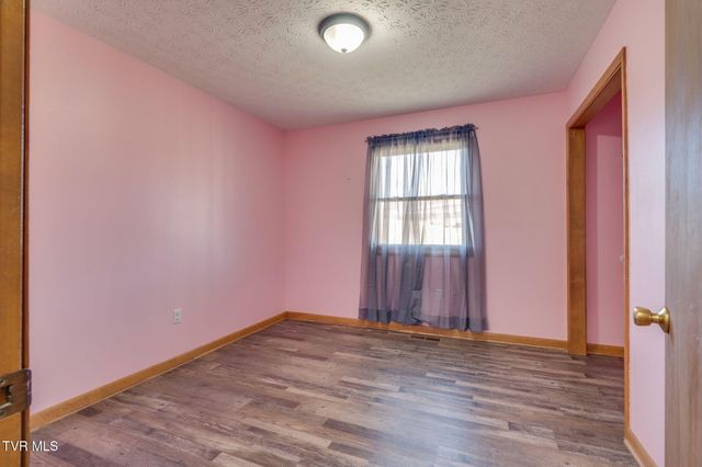 1500 West Tucker Hollow Road, Fall Branch, TN 37656