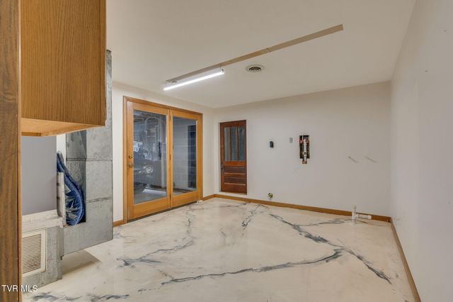 1500 West Tucker Hollow Road, Fall Branch, TN 37656