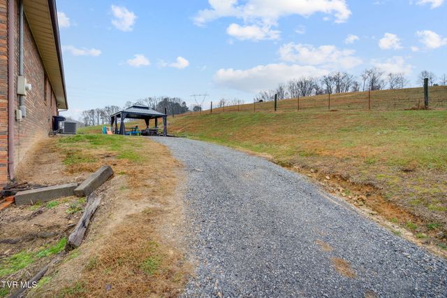 1500 West Tucker Hollow Road, Fall Branch, TN 37656