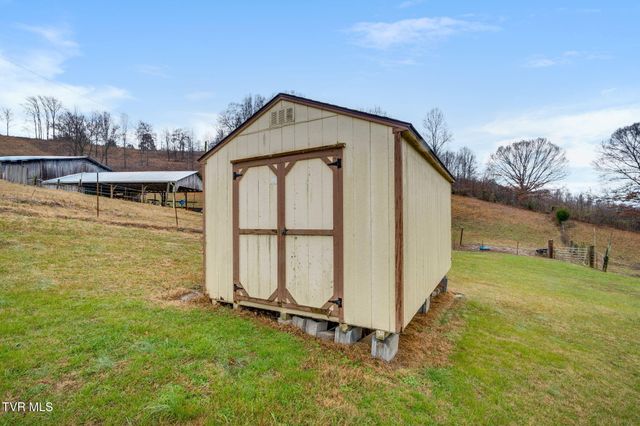 1500 West Tucker Hollow Road, Fall Branch, TN 37656