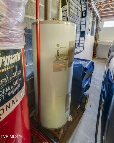 1500 West Tucker Hollow Road, Fall Branch, TN 37656