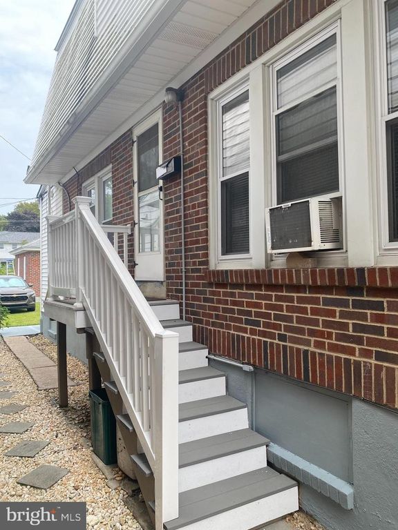 2231 HIGHLAND ST, Reading, PA 19609