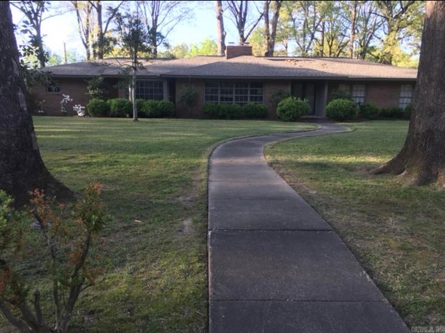 10 Southern Pines, Pine Bluff, AR 71603