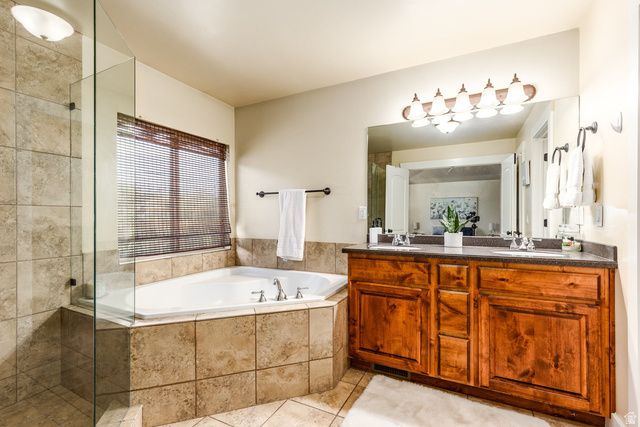 1848 E ROUEN CIR, Holladay, UT 84117