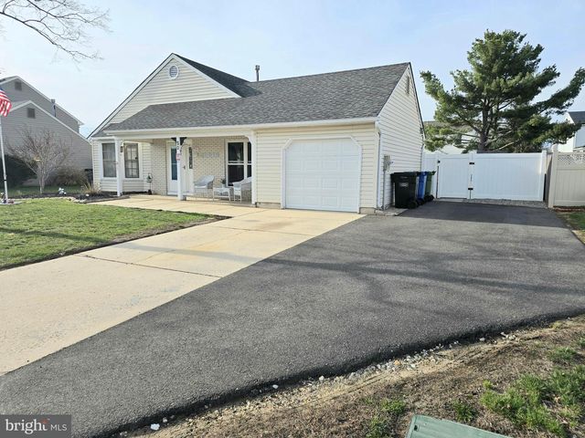 20 S MARS DR, Sewell, NJ 08080