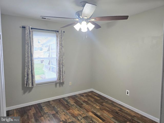 20 S MARS DR, Sewell, NJ 08080