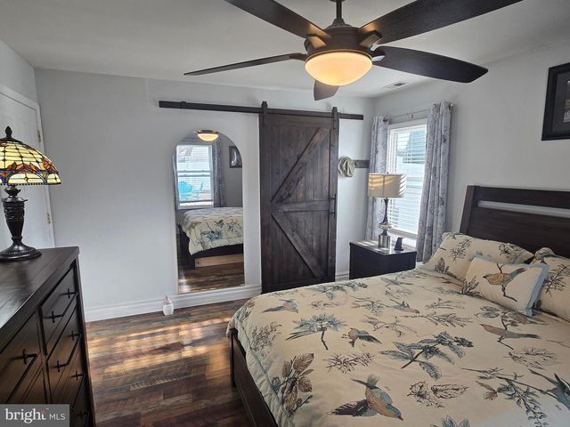 20 S MARS DR, Sewell, NJ 08080