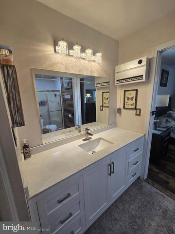20 S MARS DR, Sewell, NJ 08080